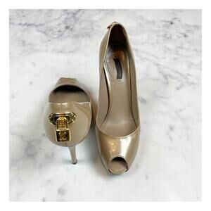 Louis Vuitton Oh Really Beige Patent Leather LV Padlock Pumps Peep Toe Sz 39.5